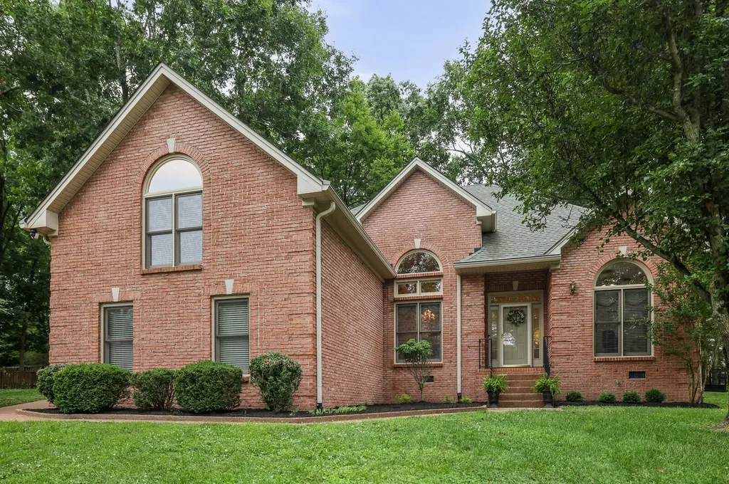 5860 Seven Points Trace Hermitage TN 37076