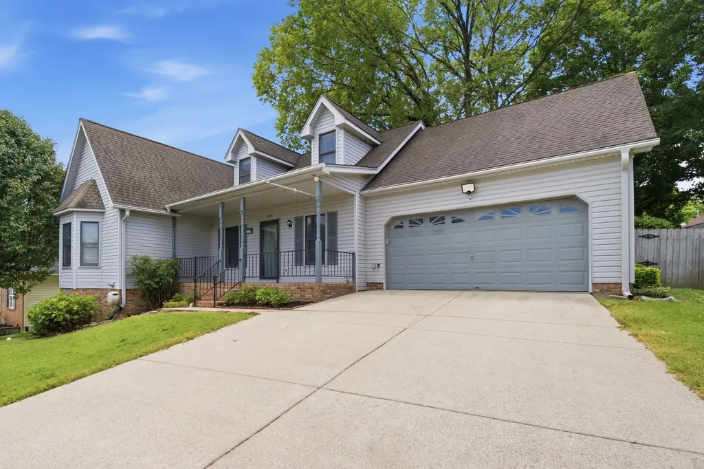 609 Knollwood Drive La Vergne TN 37086