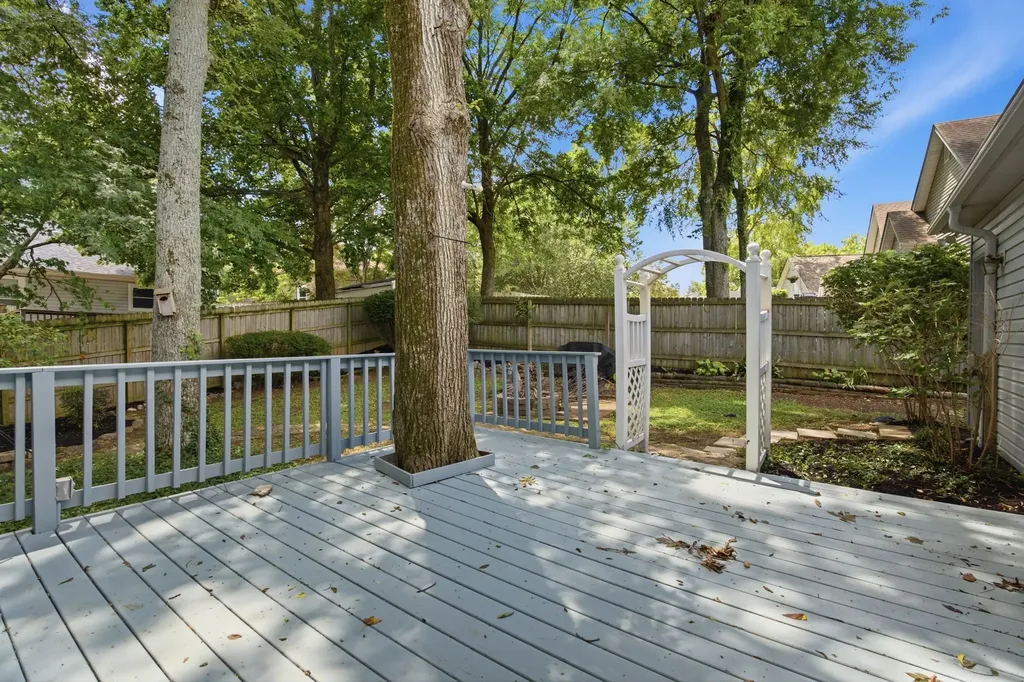 609 Knollwood Drive La Vergne TN 37086