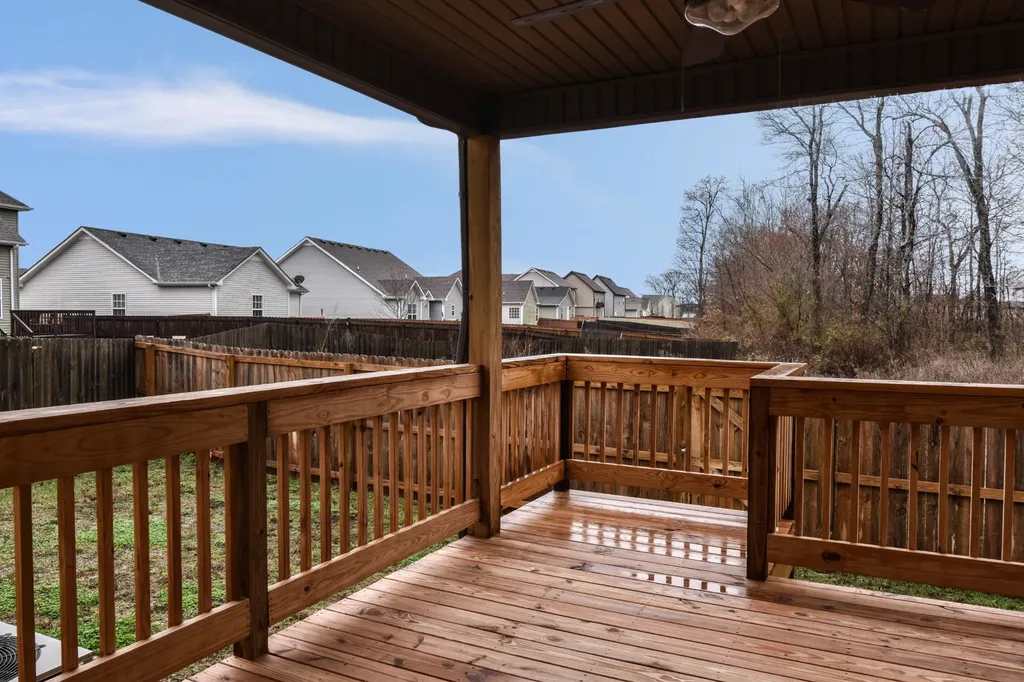 3640 Fox Tail Drive Clarksville TN 37040