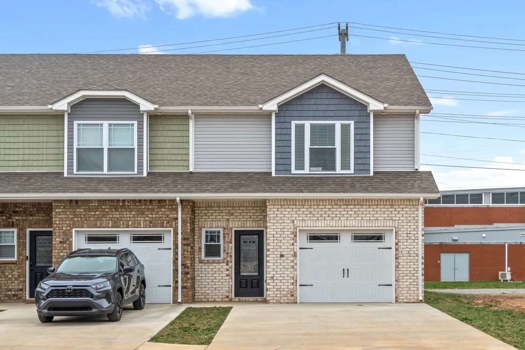 352 Fallow Lane Clarksville TN 37040