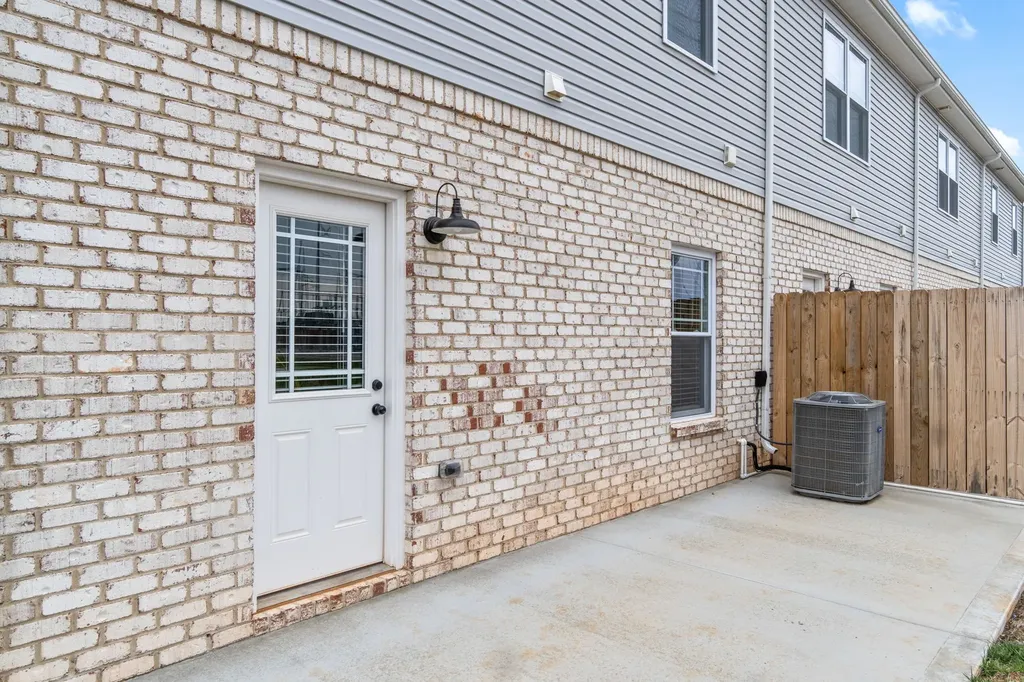 352 Fallow Lane Clarksville TN 37040