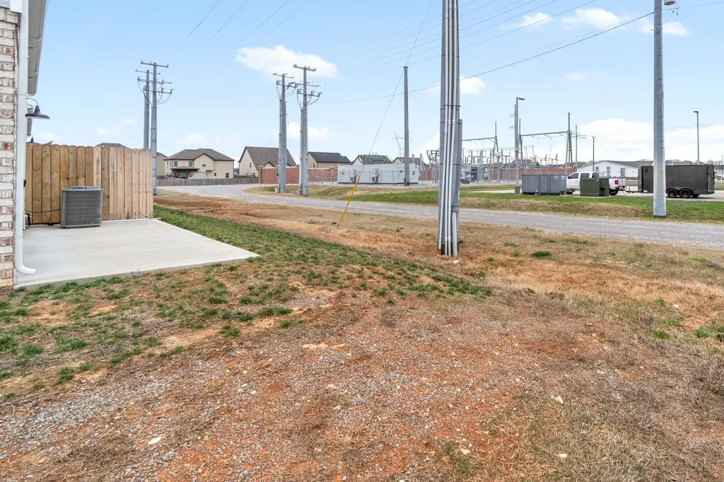 352 Fallow Lane Clarksville TN 37040