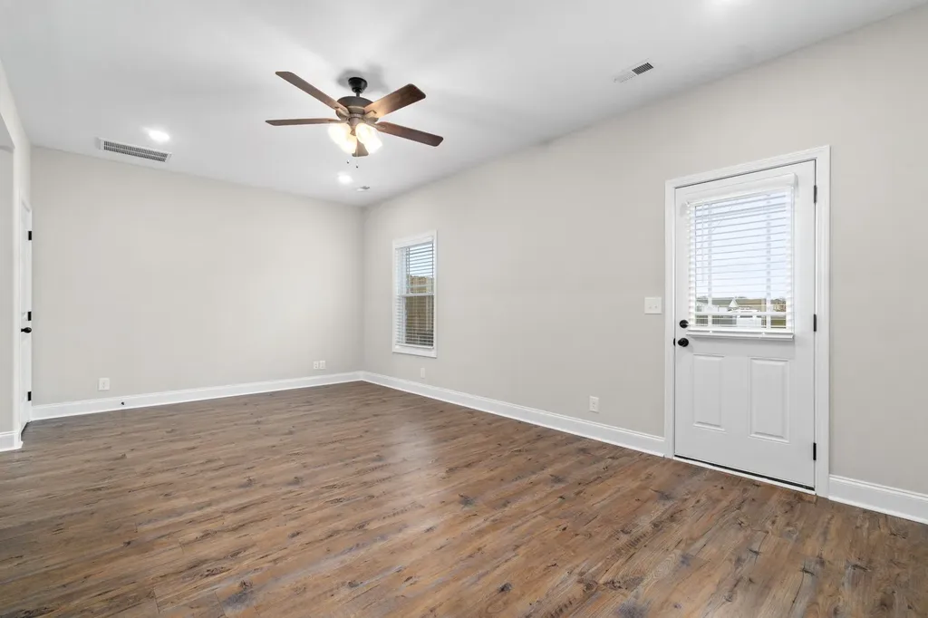 352 Fallow Lane Clarksville TN 37040