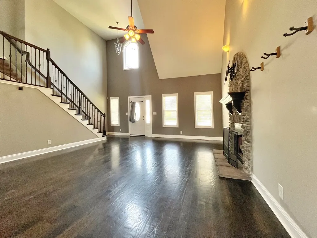 3703 Windmill Court Clarksville TN 37040