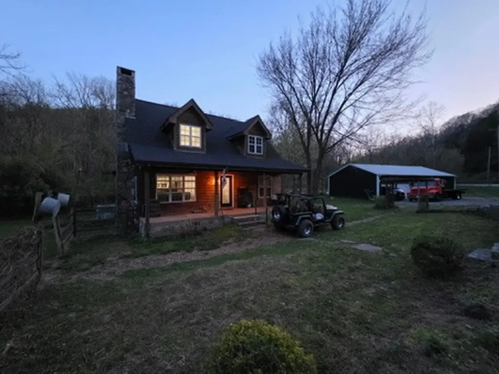 8216 Gassaway Road Woodbury TN 37190
