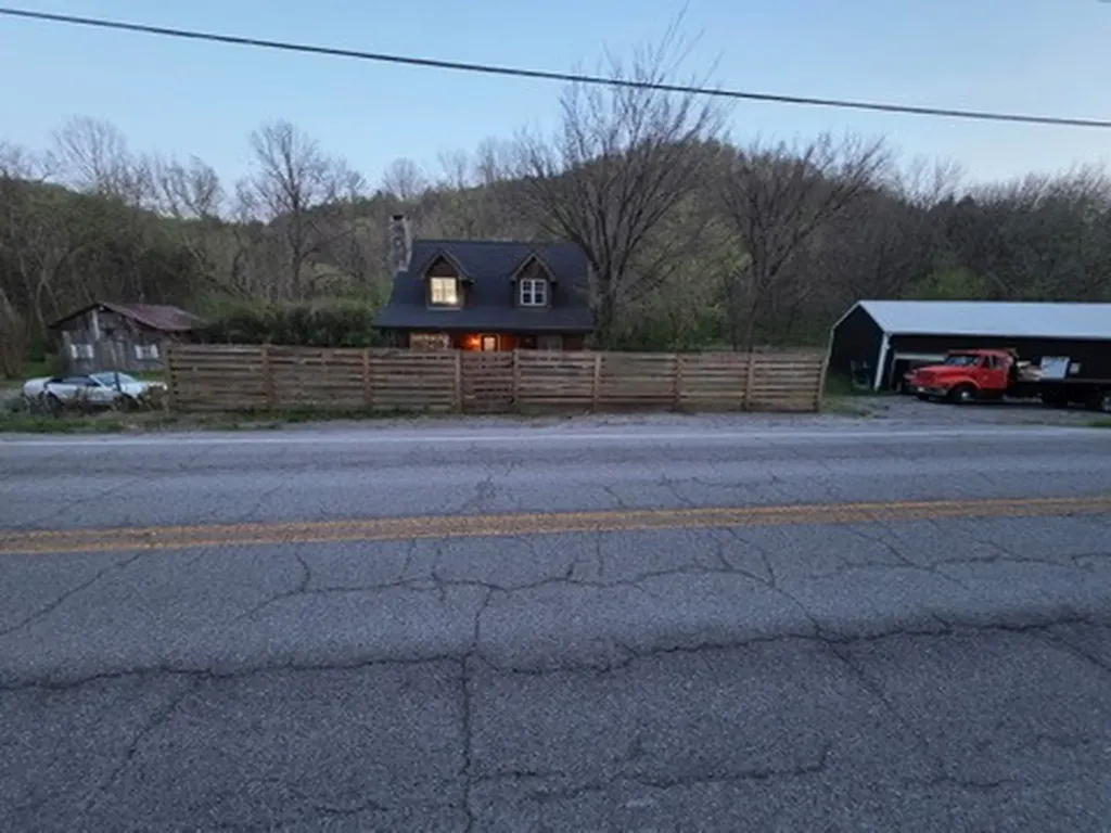 8216 Gassaway Road Woodbury TN 37190