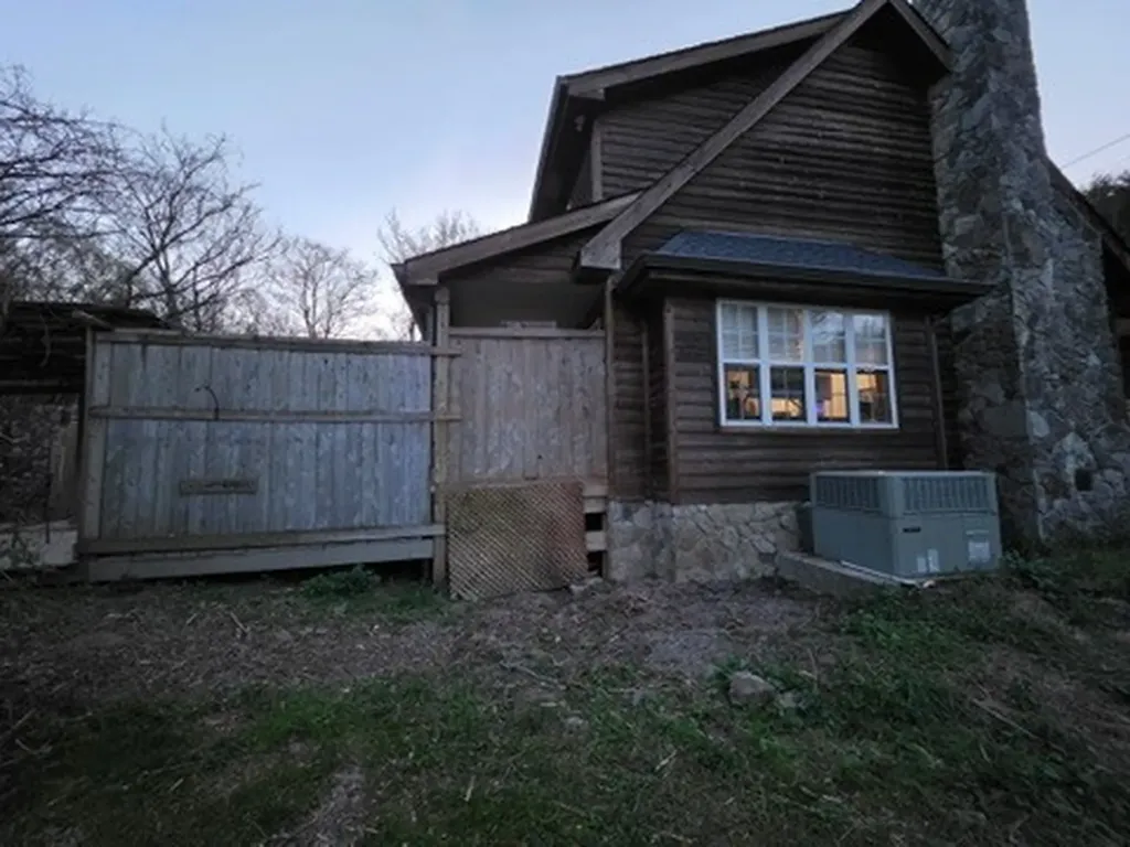 8216 Gassaway Road Woodbury TN 37190