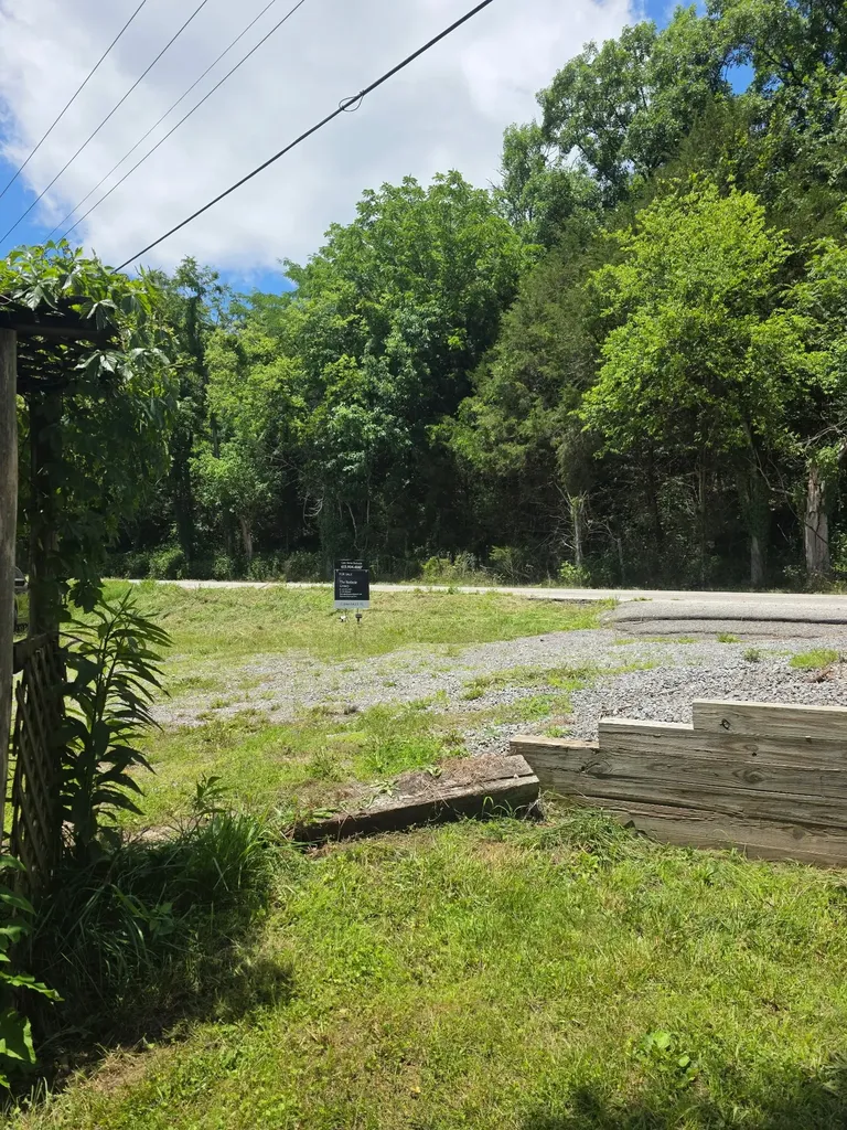 8216 Gassaway Road Woodbury TN 37190