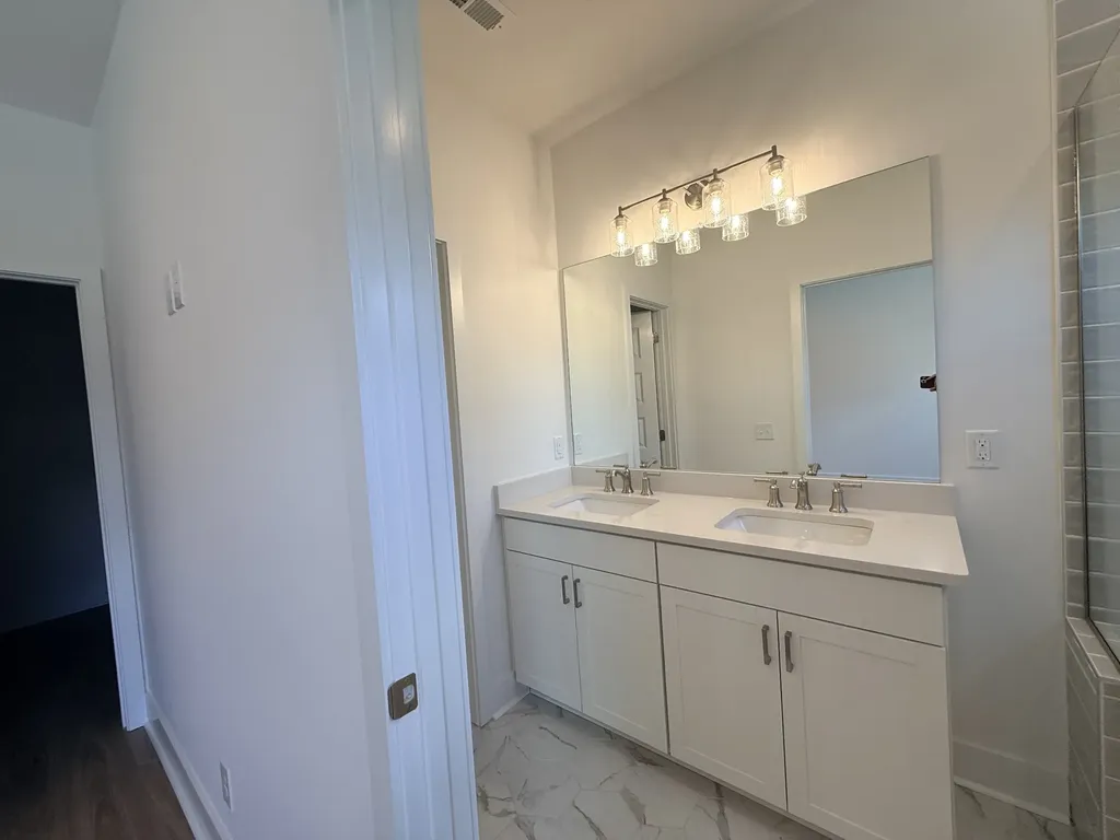 506 City Scape Nashville TN 37218