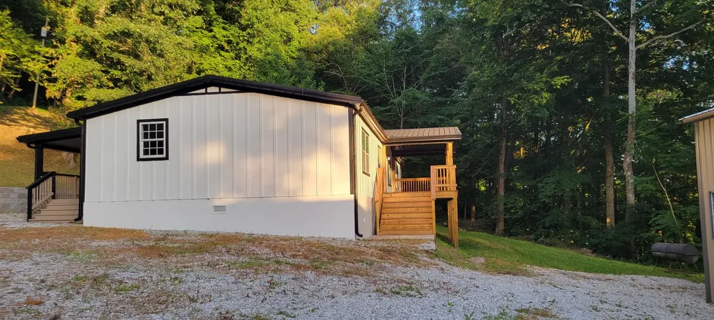 7214 Plunders Creek Road Dickson TN 37055