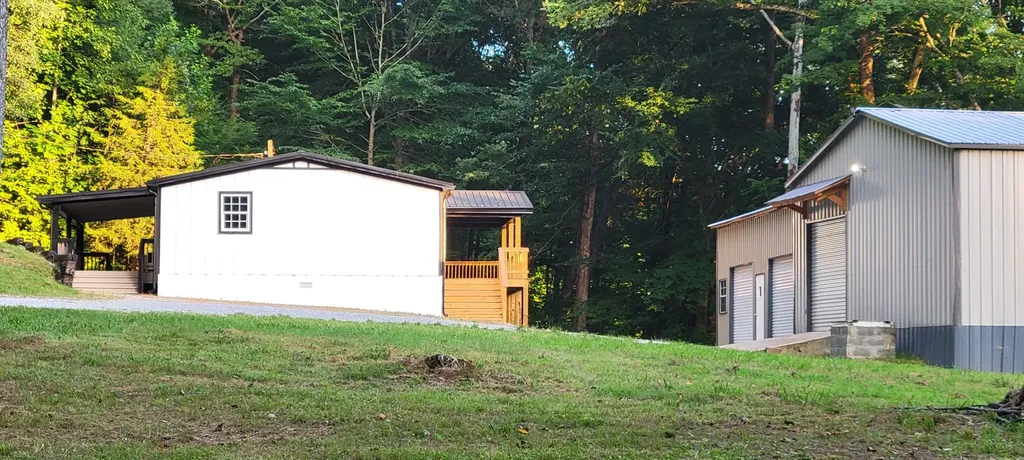 7214 Plunders Creek Road Dickson TN 37055