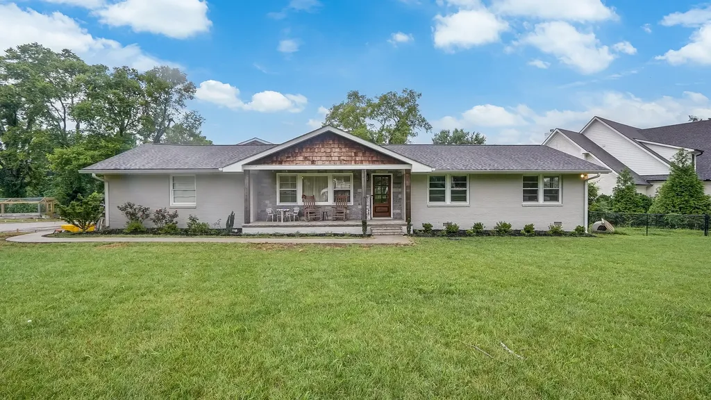 824 Clematis Drive Nashville TN 37205