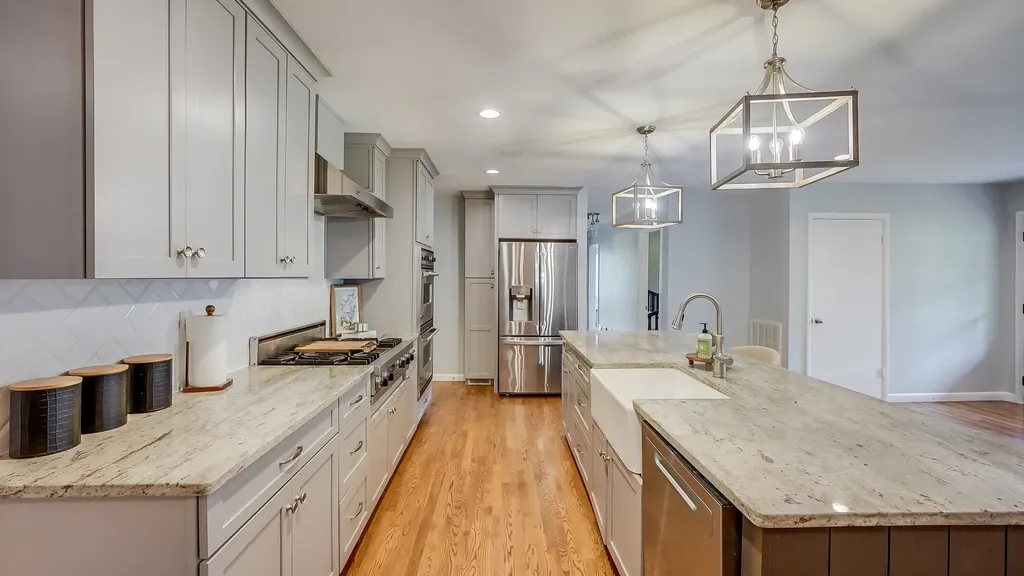 824 Clematis Drive Nashville TN 37205