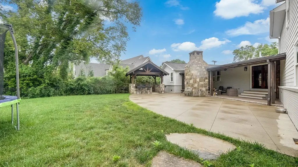 824 Clematis Drive Nashville TN 37205