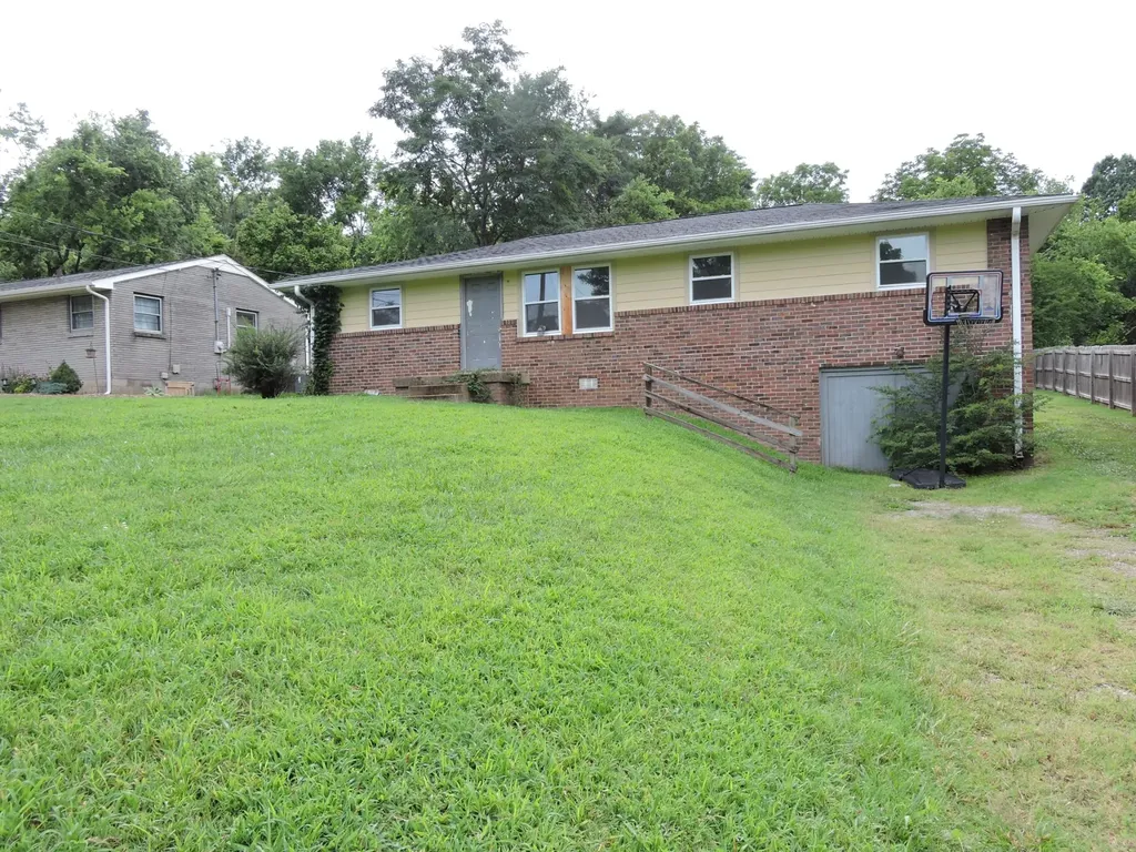 4109 Edwards Avenue Nashville TN 37216
