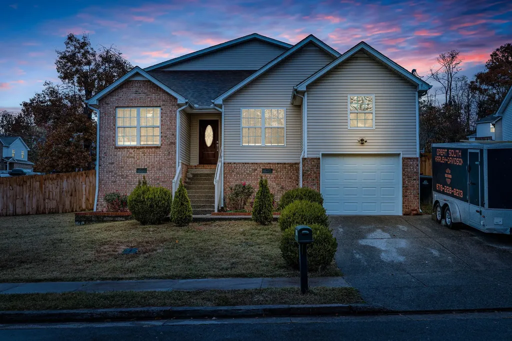 5200 Rockridge Court Antioch TN 37013