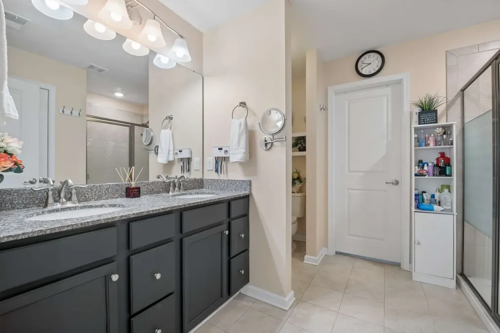 2742 Candlewick Court Murfreesboro TN 37127