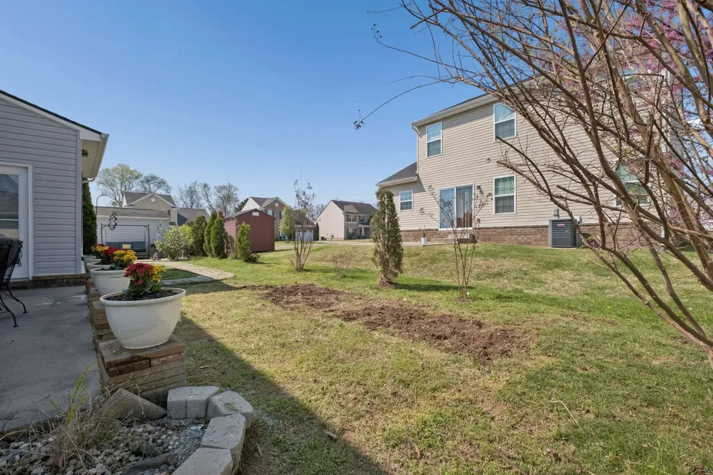 2742 Candlewick Court Murfreesboro TN 37127