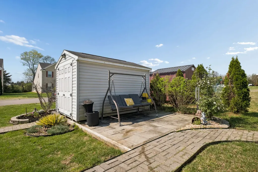 2742 Candlewick Court Murfreesboro TN 37127