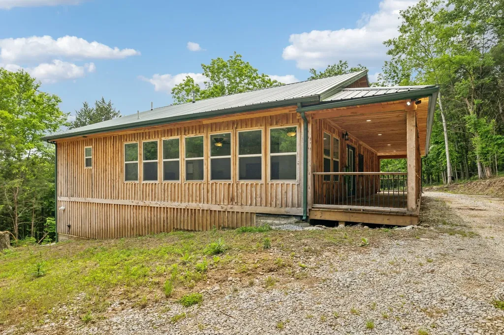 1840 Lick Creek Road Hartsville TN 37074