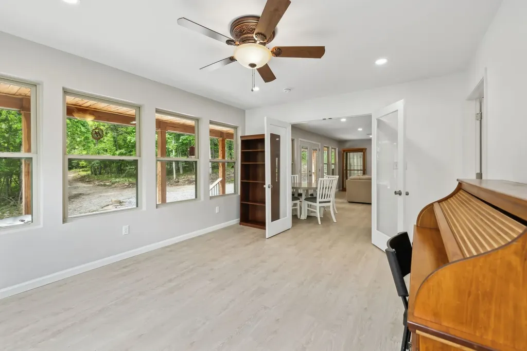 1840 Lick Creek Road Hartsville TN 37074