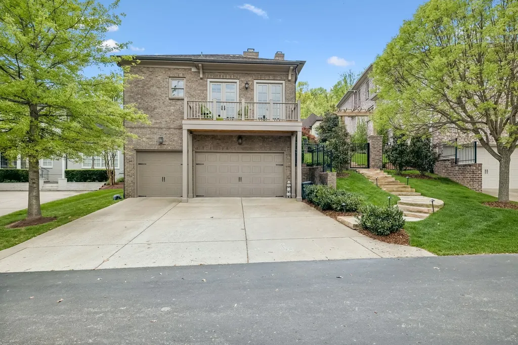 1040 Falling Leaf Circle Brentwood TN 37027