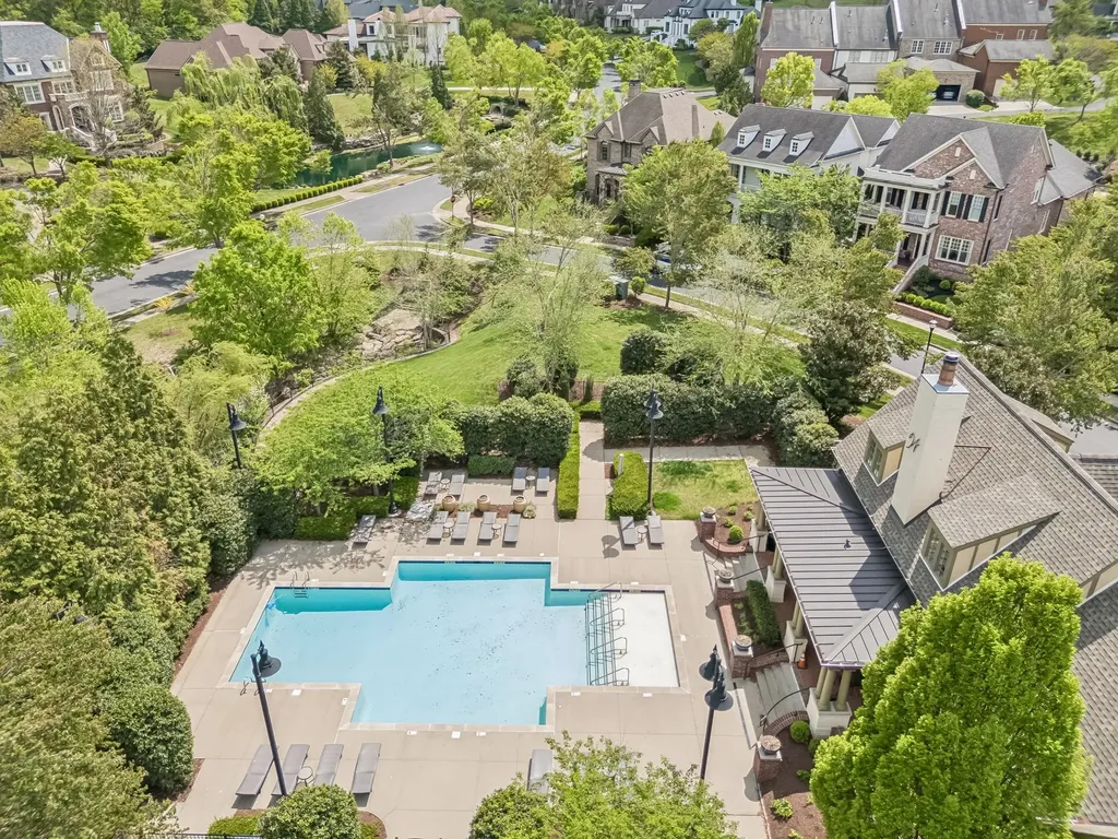 1040 Falling Leaf Circle Brentwood TN 37027