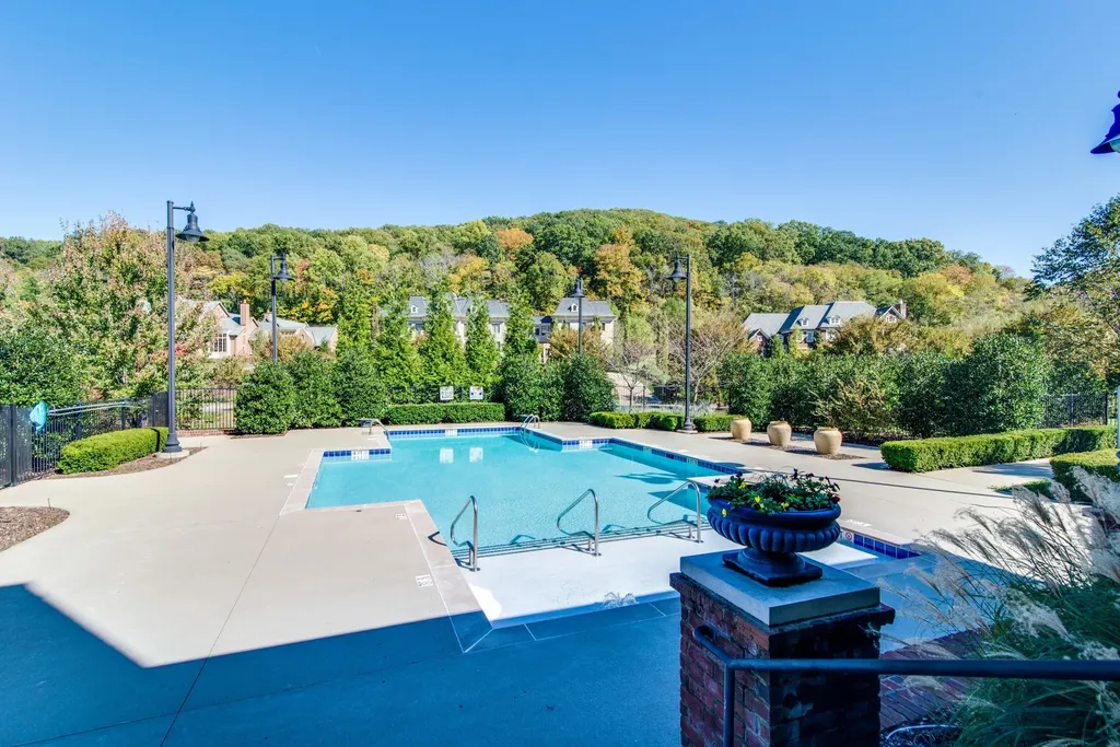 1040 Falling Leaf Circle Brentwood TN 37027