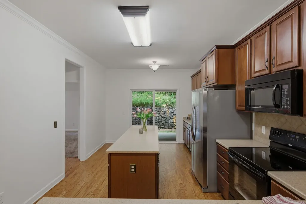 2043 Traemoor Village Drive Nashville TN 37209