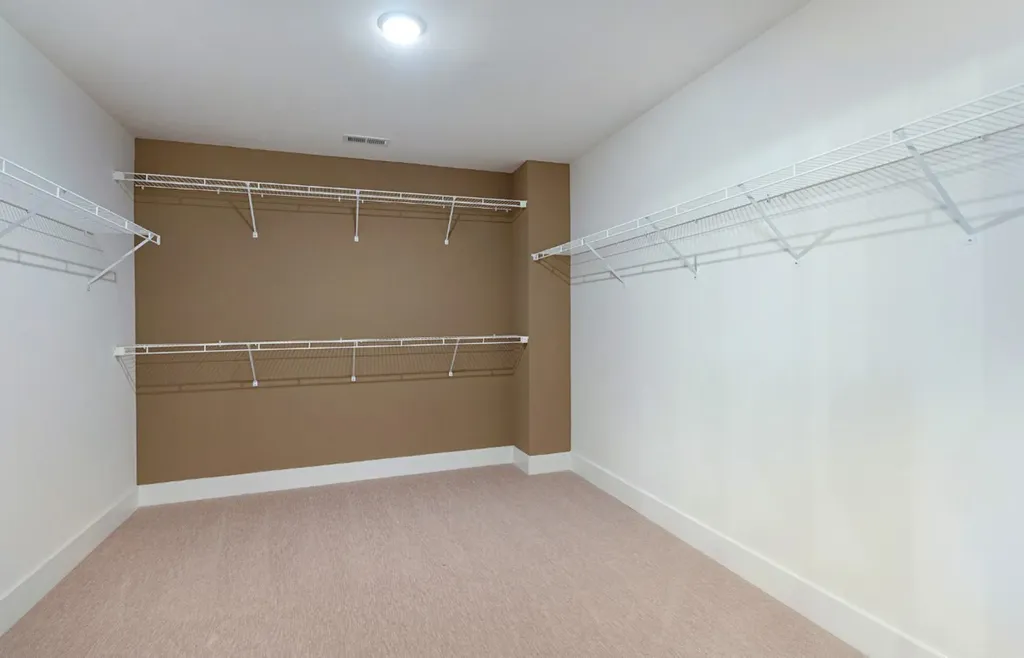 1073 Harvest Acres Hendersonville TN 37075