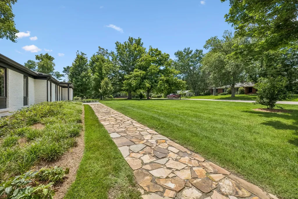 6001 Sedberry Road Nashville TN 37205