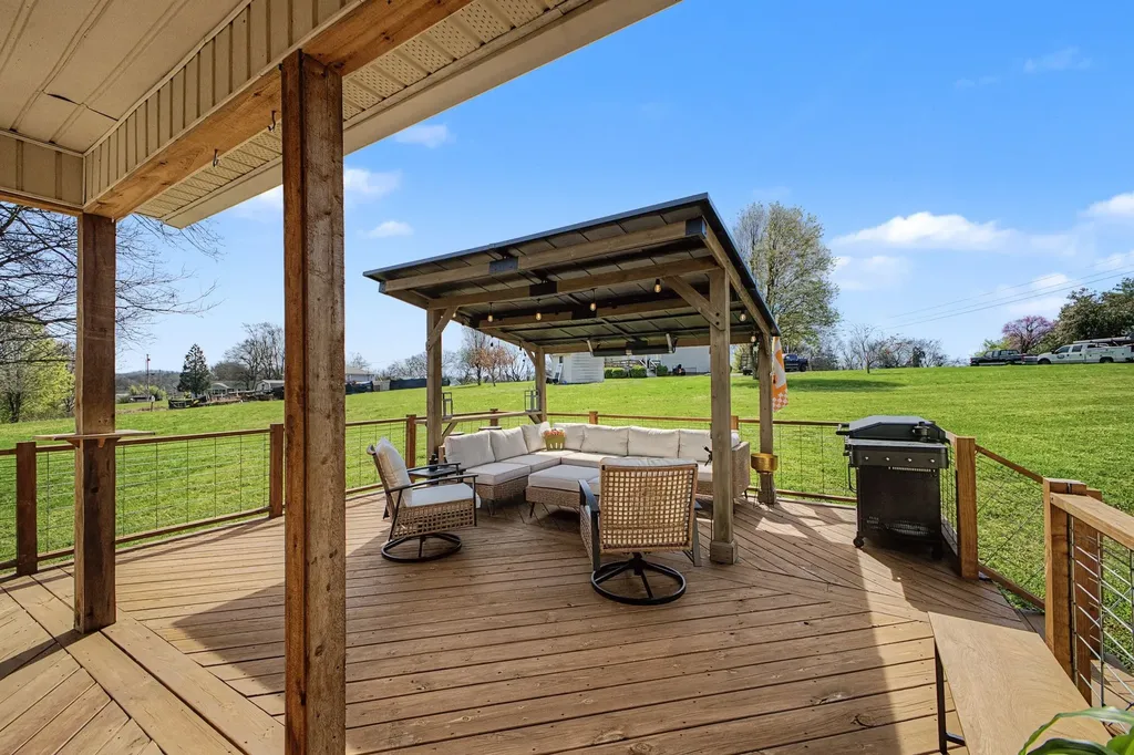 106 Christina Drive Columbia TN 38401