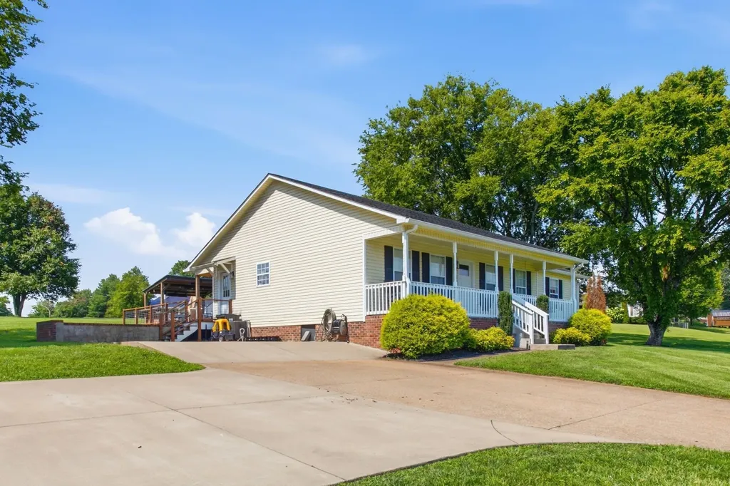 106 Christina Drive Columbia TN 38401