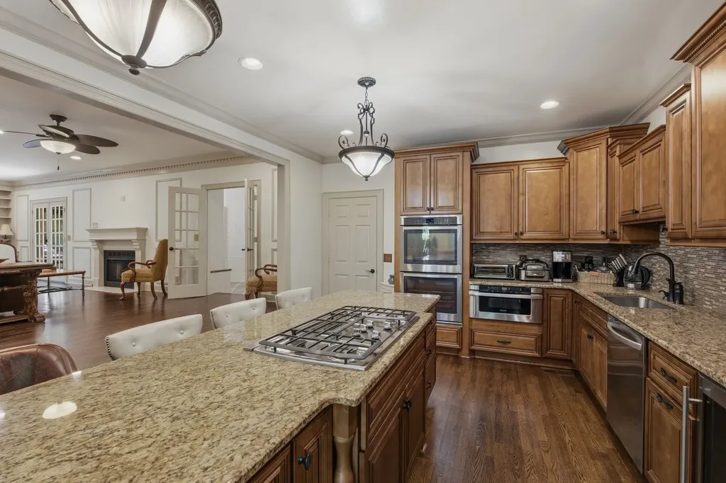 165 Charleston Park Nashville TN 37205
