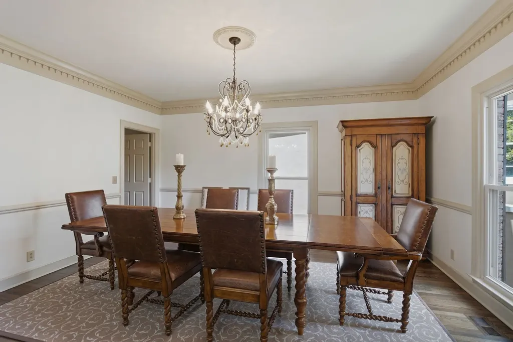 165 Charleston Park Nashville TN 37205