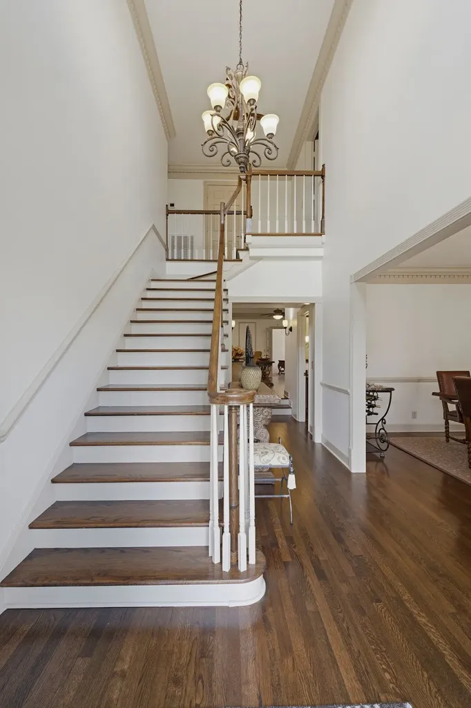 165 Charleston Park Nashville TN 37205
