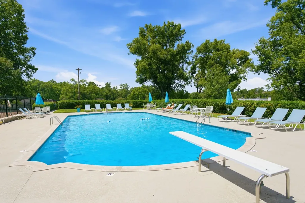 165 Charleston Park Nashville TN 37205