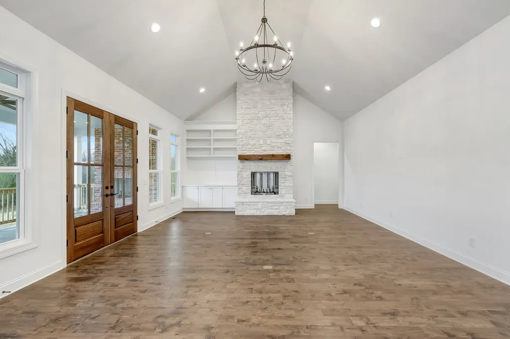 7483 Liberty Road Fairview TN 37062