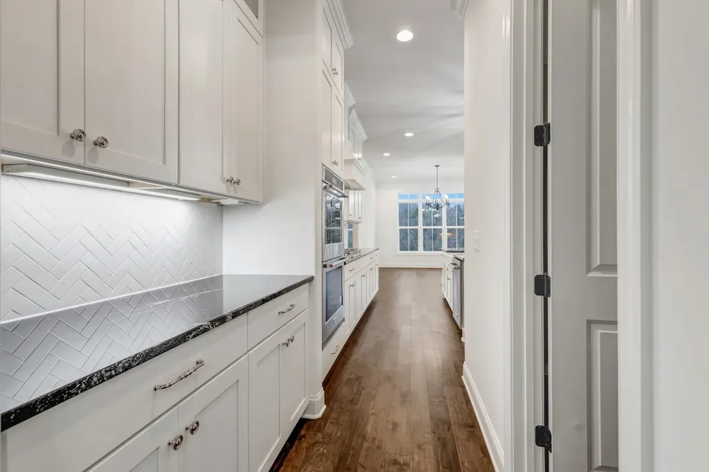7483 Liberty Road Fairview TN 37062