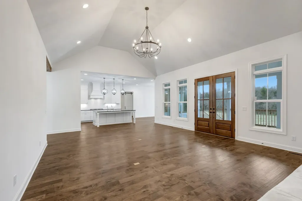 7483 Liberty Road Fairview TN 37062