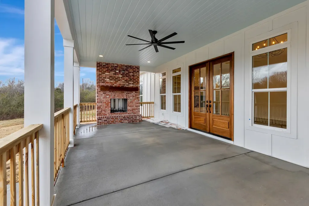 7483 Liberty Road Fairview TN 37062