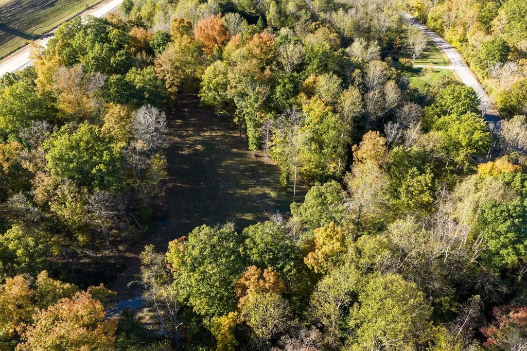 7483 Liberty Road Fairview TN 37062
