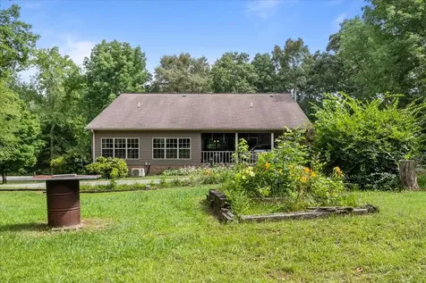10328 Highway 147 Stewart TN 37175