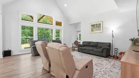 209 Tree Hill Lane Lynchburg TN 37352