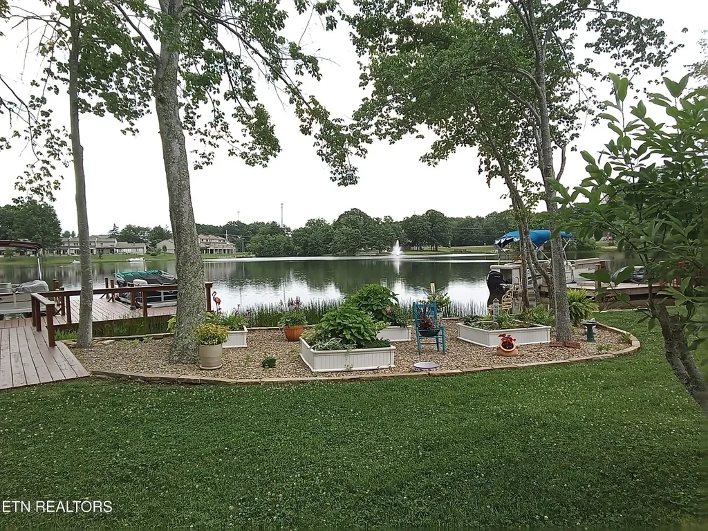 354 Lake Catherine Lane Crossville TN 38558