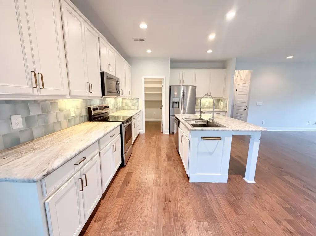 210 Bexley Way White House TN 37188