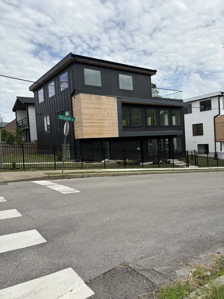 21 Decatur Street Nashville TN 37210