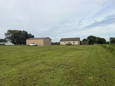 25 Aldridge Road Leoma TN 38468