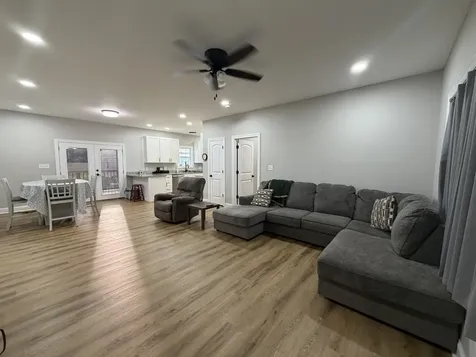25 Aldridge Road Leoma TN 38468